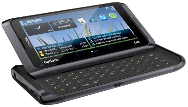 nokia e7 symbian^3 QWERTY