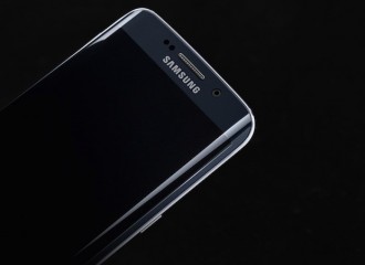 Samsung Galaxy S6 Edge Plus podría contar con un extraño teclado accesorio