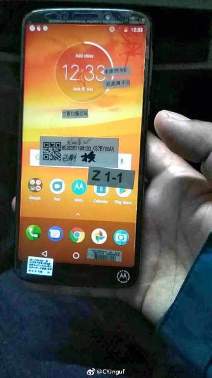 Fotografía filtrada del frente del supuesto Motorola Moto E5 Plus. 