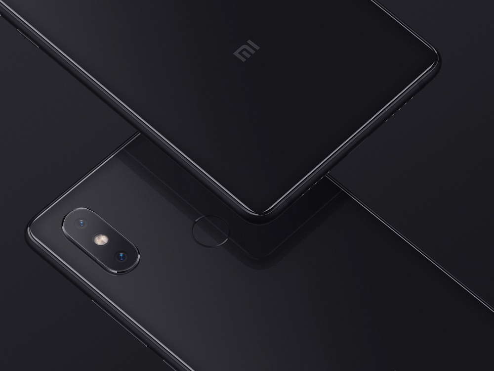 Render oficial del dorso del Xiaomi Mi 8 SE color negro.