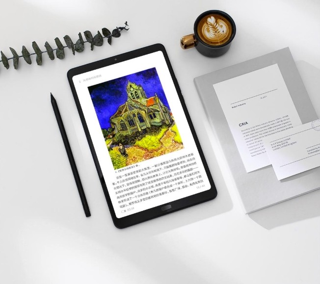 Render oficial del frente de la Xiaomi Mi Pad 4 Plus color negro.