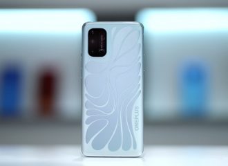 El OnePlus 8T Concept utiliza vidrio electrocromático para notificaciones visuales