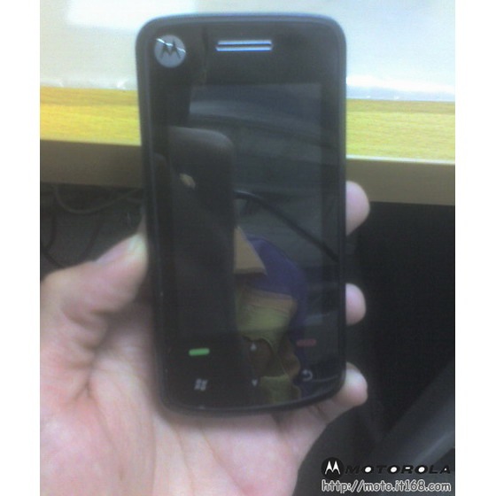 Motorola A3300 con WinMo en China