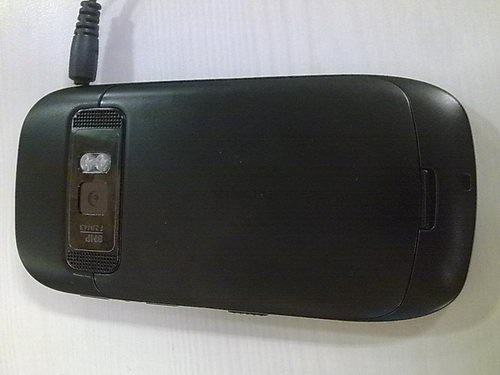 Nokia C7-00 Symbian^3 posterior