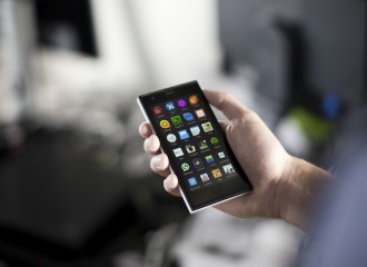 Jolla planea separar las unidades de negocio de hardware y software