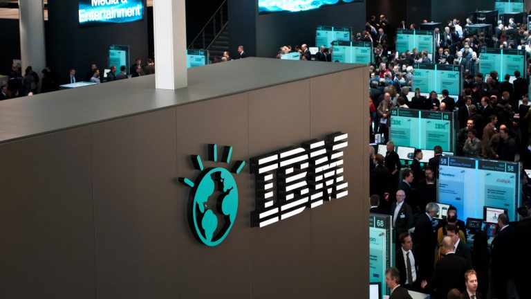 IBM rompe el récord de paridad humana en el reconocimiento de voz