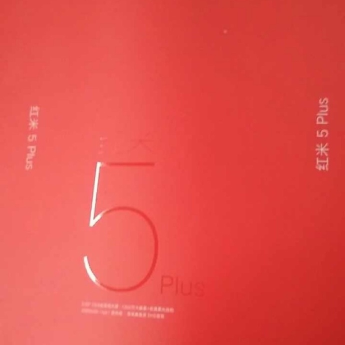 Fotografía filtrada del supuesto empaque de un Xiaomi Redmi Note 5 Plus. 