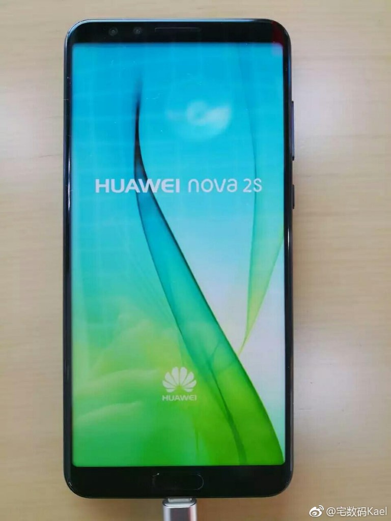 Fotografía filtrada del frente del Huawei Nova 2S. 