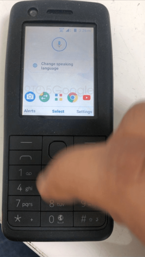 Foto filtrada de un feature phone de Nokia corriendo una versión especial de Android.