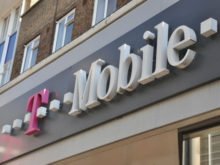 T-Mobile le da un duro golpe de confianza al Samsung Galaxy Fold