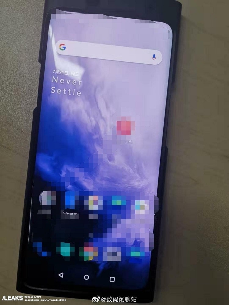 Prototipo del OnePlus 7T Pro filtrado con carcasa protectora.