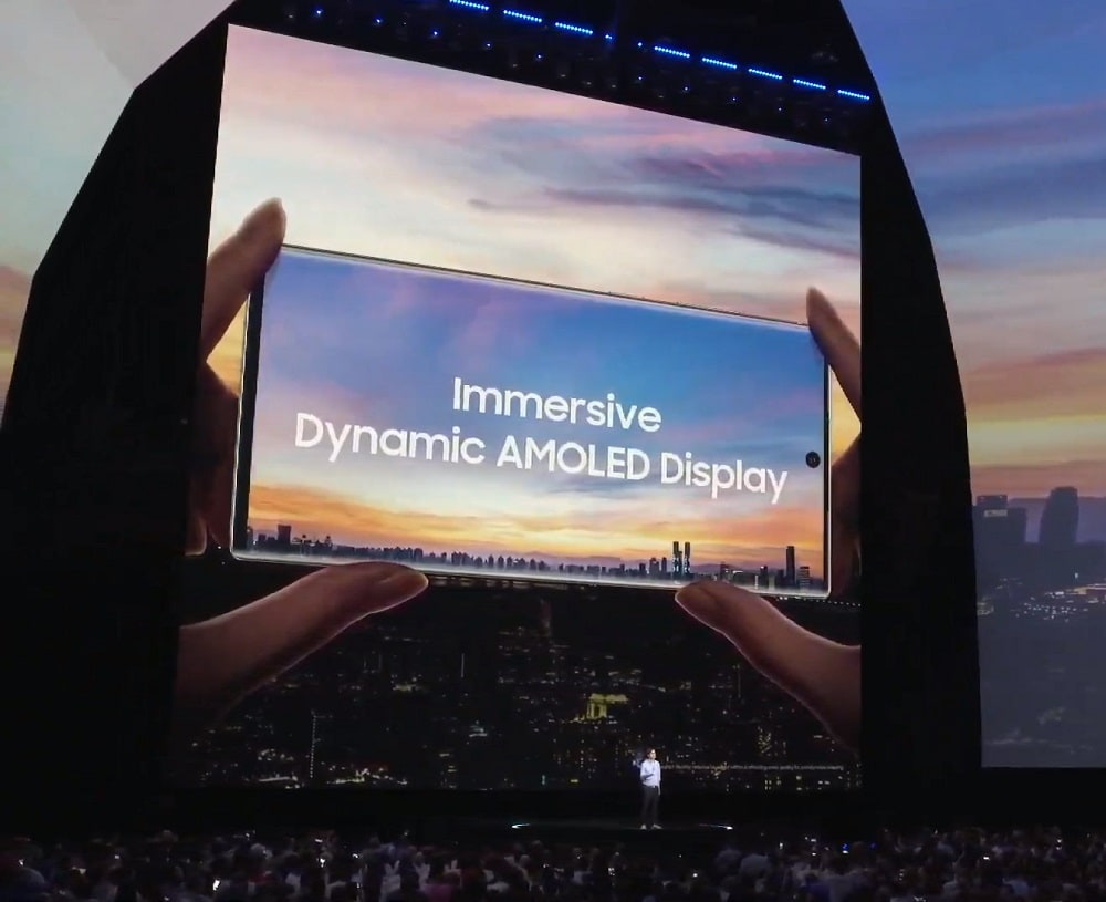 El Samsung Galaxy Note 10/10+ tiene una pantalla Dynamic AMOLED.
