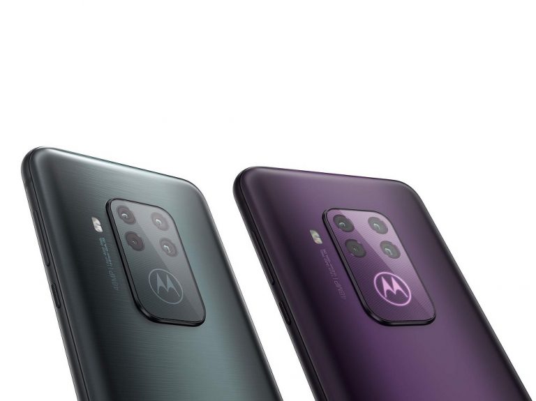 Con un diseño sin sobresaltos se presenta el Motorola One Zoom