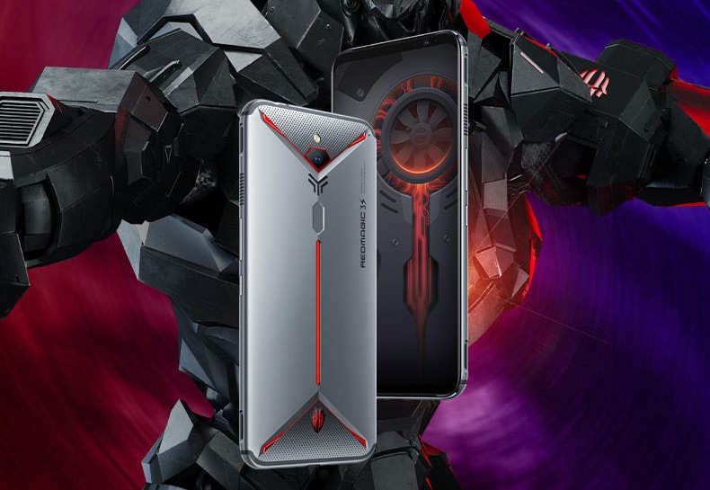 Frente y dorso del ZTE Nubia Red Magic 3S color plateado.