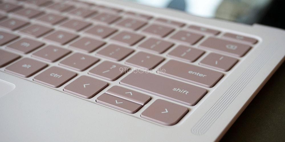 Primer plano del teclado de la Google Pixelbook Go.