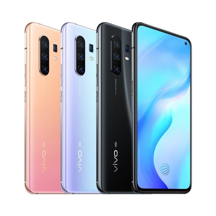 Render oficial del diseño frontal y dorsal del Vivo X30 Pro en tres colores diferentes.
