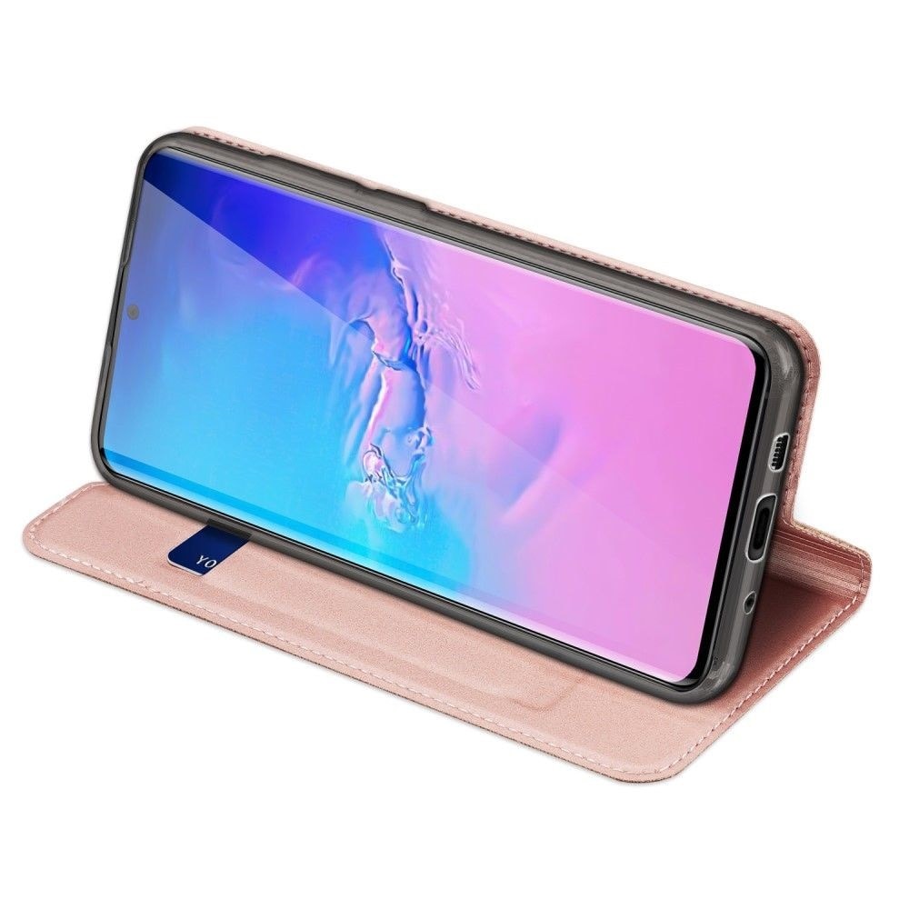 Render ilustrativo filtrado del Samsung Galaxy S20 Ultra con una carcasa protectora.