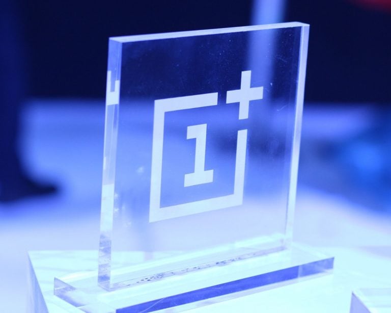 OnePlus se da un lavado de cara con nuevo logo y nueva tipografía para su eslogan