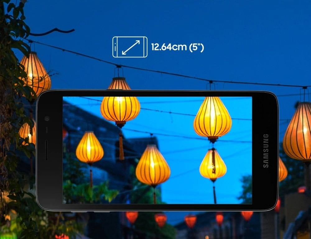 Render publicitario del diseño frontal del Samsung Galaxy J2 Core (2020).