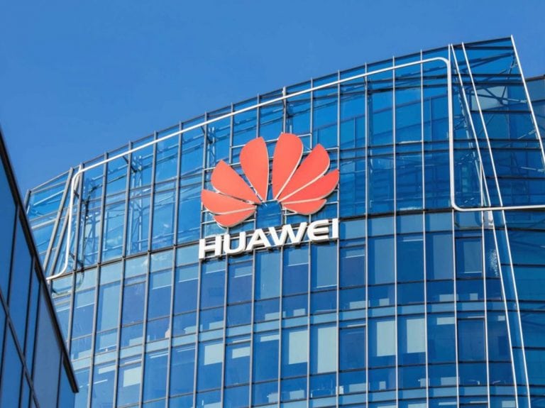 Huawei lanzaría un flagship con cámara intra-display