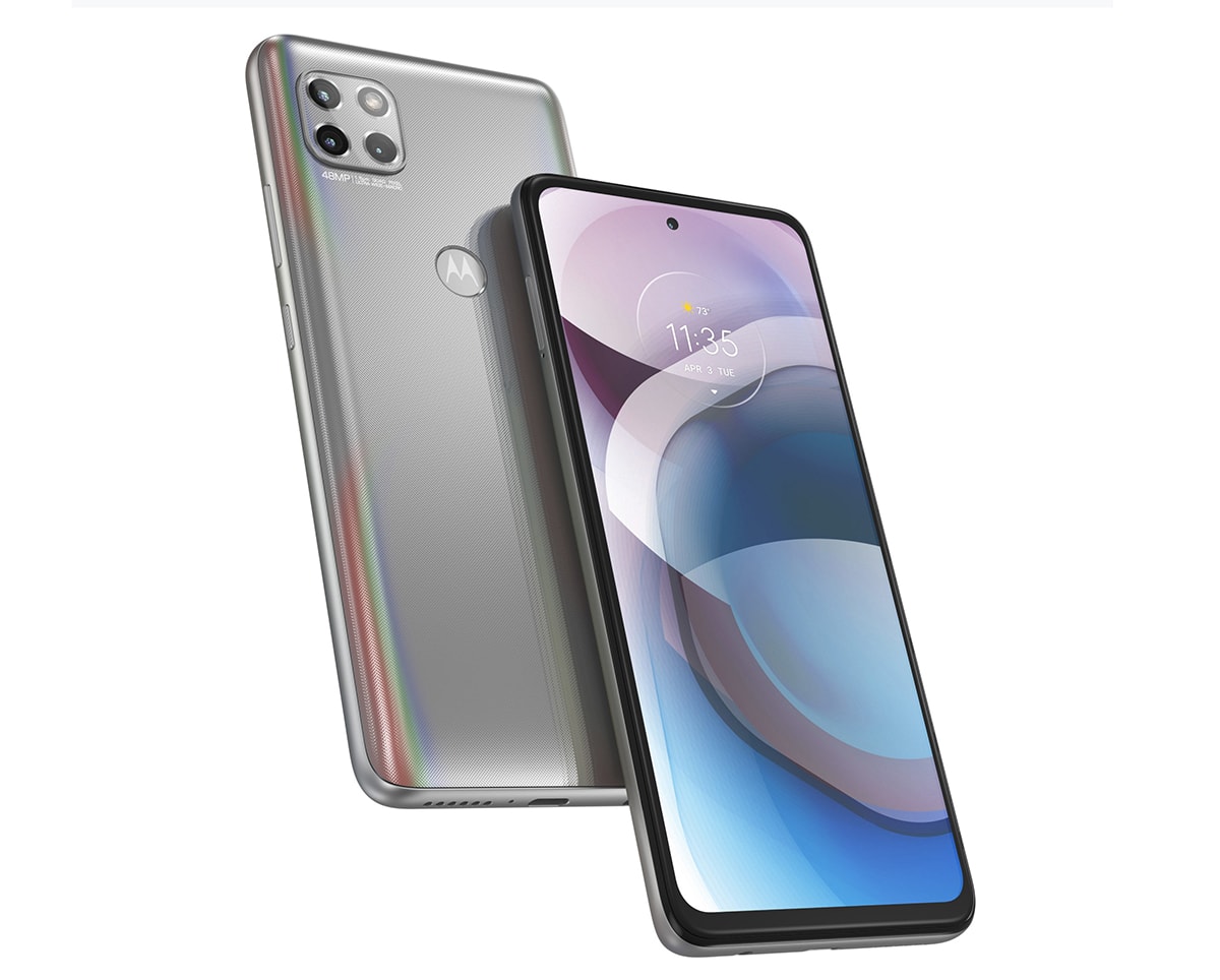Render oficial del diseño frontal y dorsal del Motorola One 5G Ace.