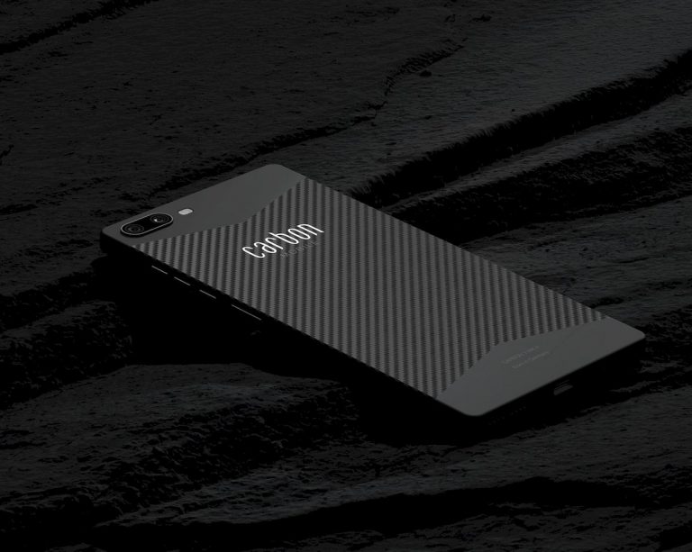 El Carbon 1 MK II es el primer smartphone del mundo con monocasco de fibra de carbono