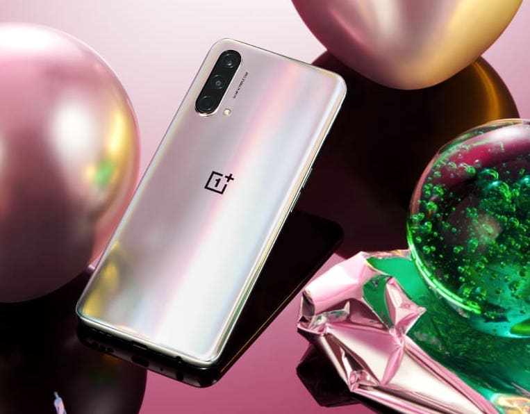 OnePlus Nord CE 5G plateado