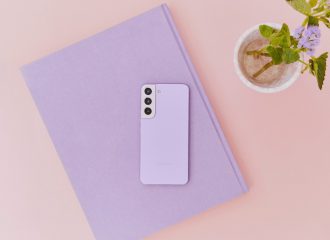 Samsung Galaxy S22 suma al color Bora Purple