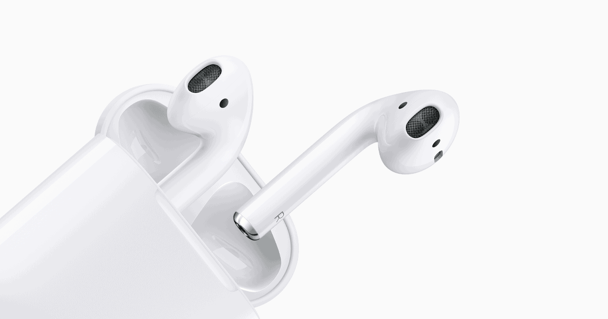 Mujer se traga sus Airpods y comprueba que funcionan en su estómago