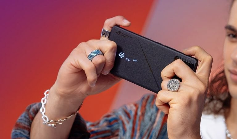 Asus anuncia al ROG Phone 8 con chip Snapdragon 8 Gen 3 y cámara telefoto