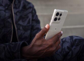 Motorola Edge 50 Neo se filtra en fotos de prensa y especificaciones