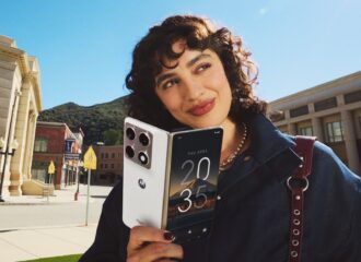 Motorola se mete de lleno en el segmento Fold con el Motorola Razr Fold