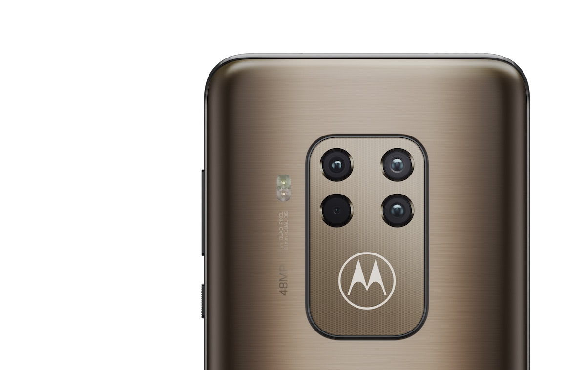 Motorola One Zoom, detalle de cámara trasera